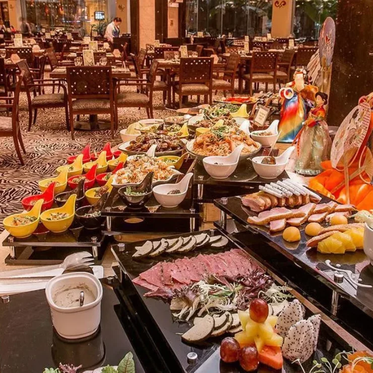 Dining Delights: Where to Eat at Chimelong Hotel & Near the Safari Park